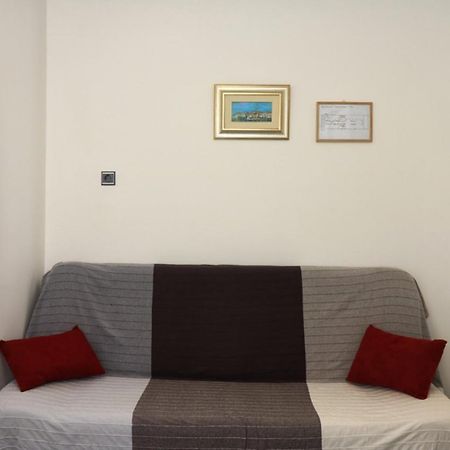 Apartmani Mikin Бетина Экстерьер фото